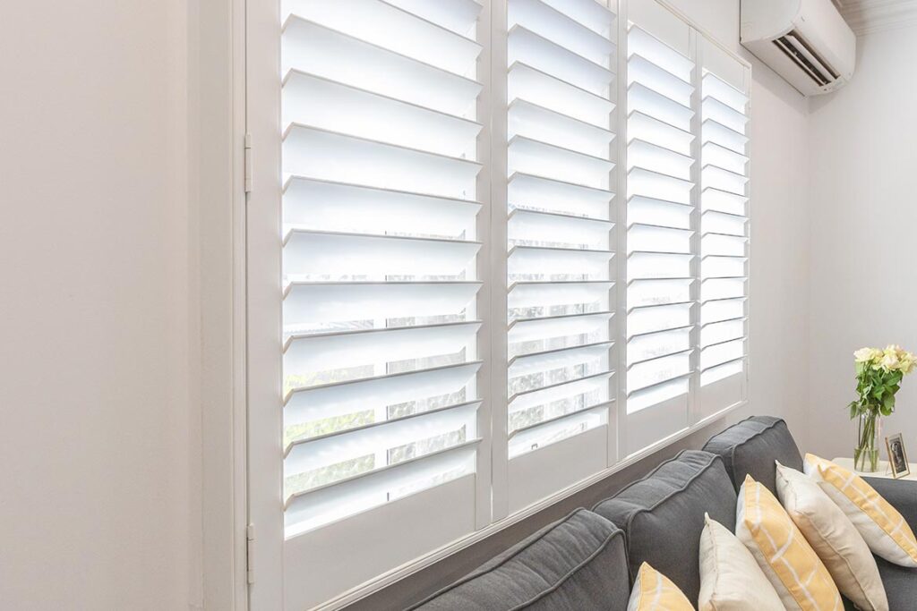 Maintenance and Care: Maintain Your Plantation Shutters for Longevity ✨